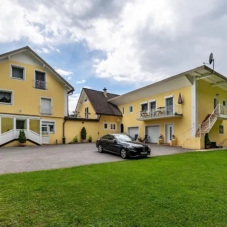 Apartment Ogris-3 By Interhome